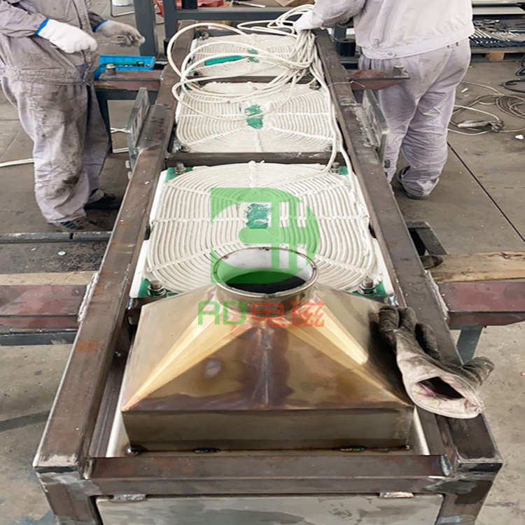 不銹鋼平板機(jī)械電磁加熱016.jpg 不銹鋼平板機(jī)械電磁加熱016.jpg